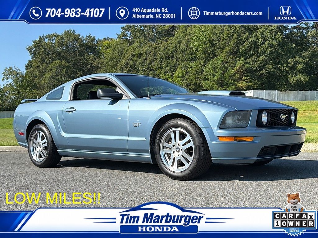2005 Ford Mustang
