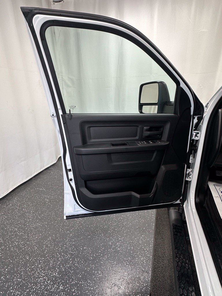 2026 RAM 2500 Tradesman - Photo 9
