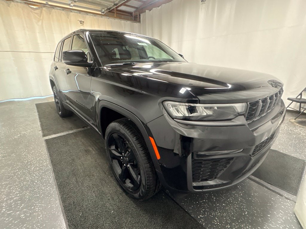 New 2027 Jeep Grand Cherokee LIMITED 4X4 Sport Utility