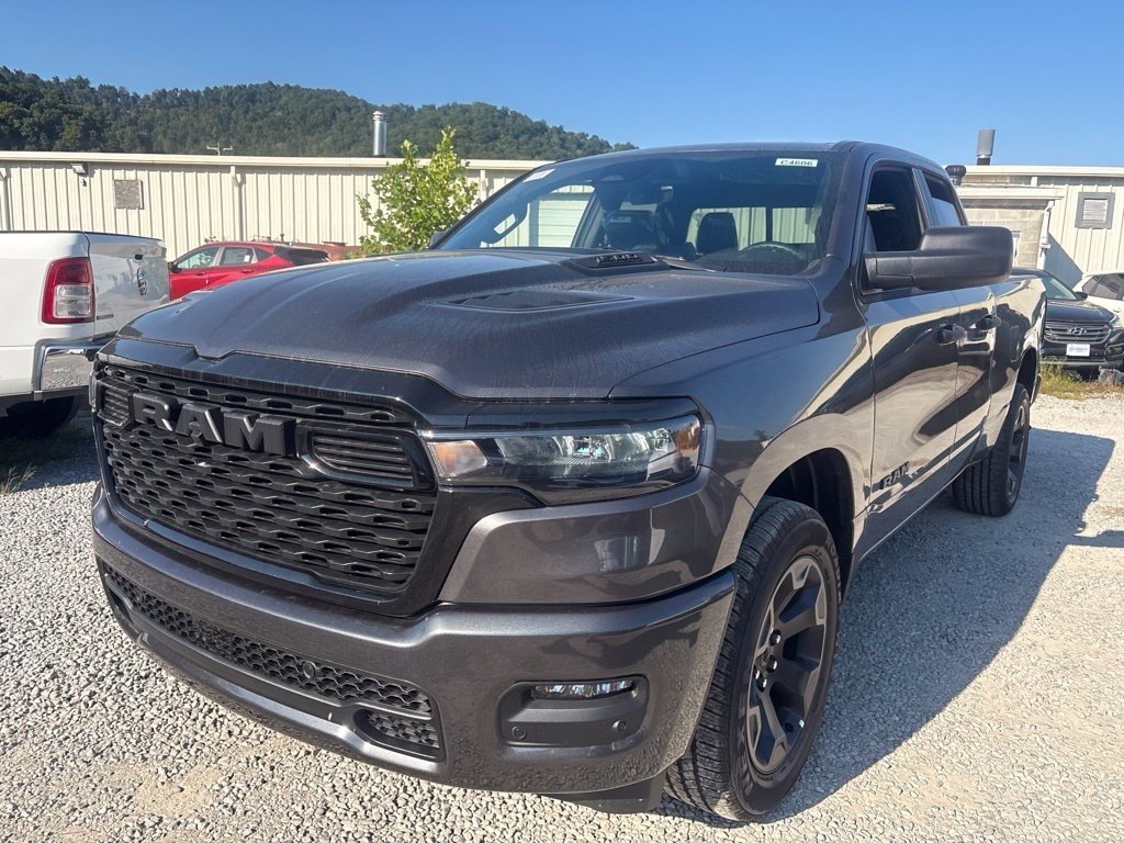 New 2026 Ram 1500 EXPRESS QUAD CAB 4X4 6'4 BOX Pickup