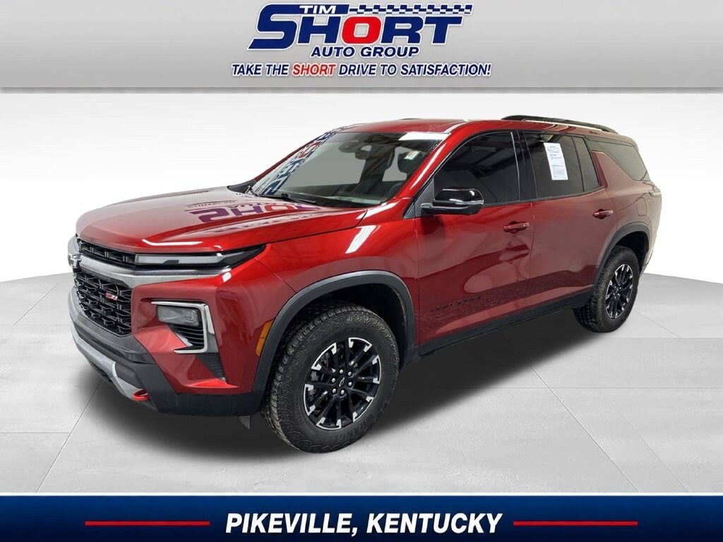 Used 2025 Chevrolet Traverse Z71 SUV