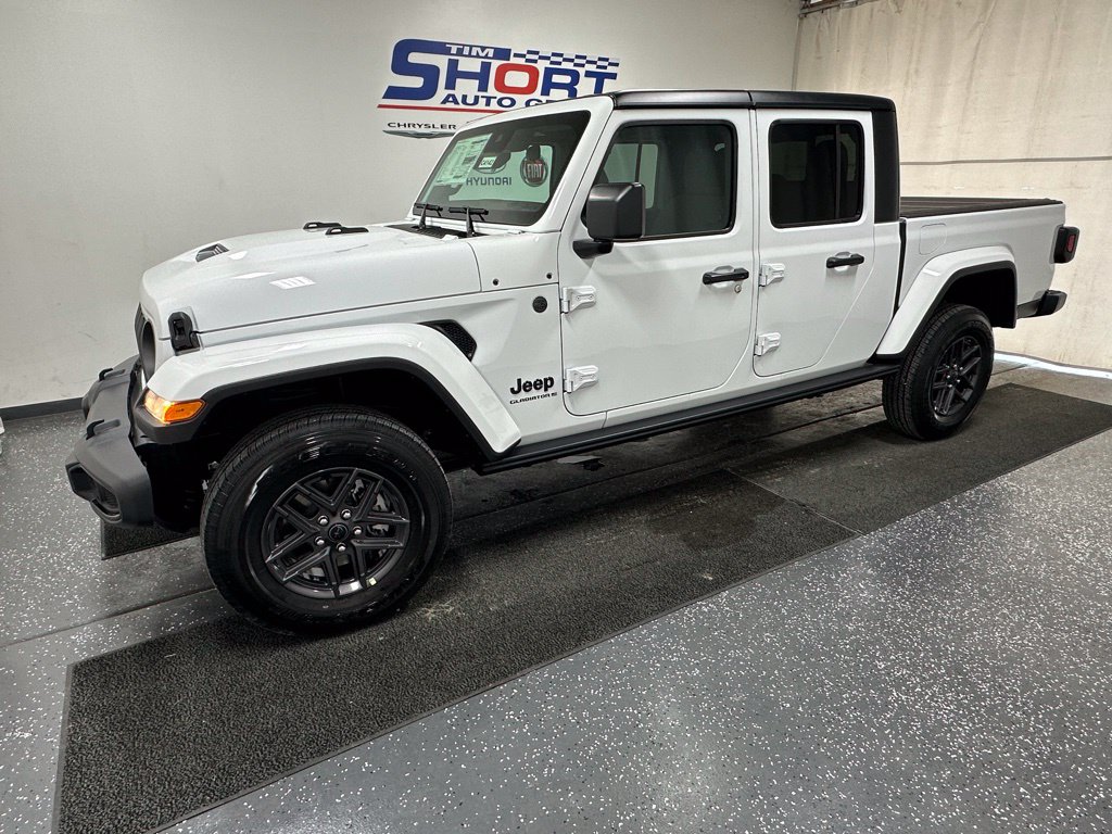 2025 Jeep Gladiator