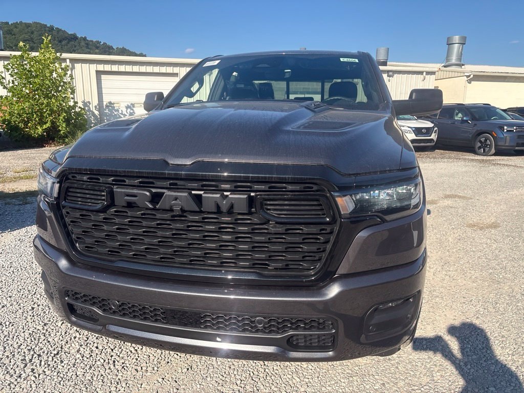 New 2026 Ram 1500 EXPRESS QUAD CAB 4X4 6'4 BOX Pickup