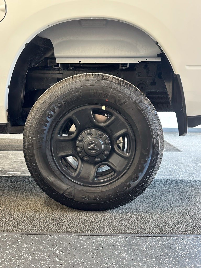 2026 RAM 2500 Tradesman - Photo 8