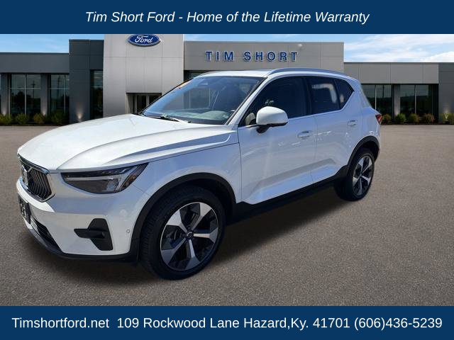 2024 Volvo XC40