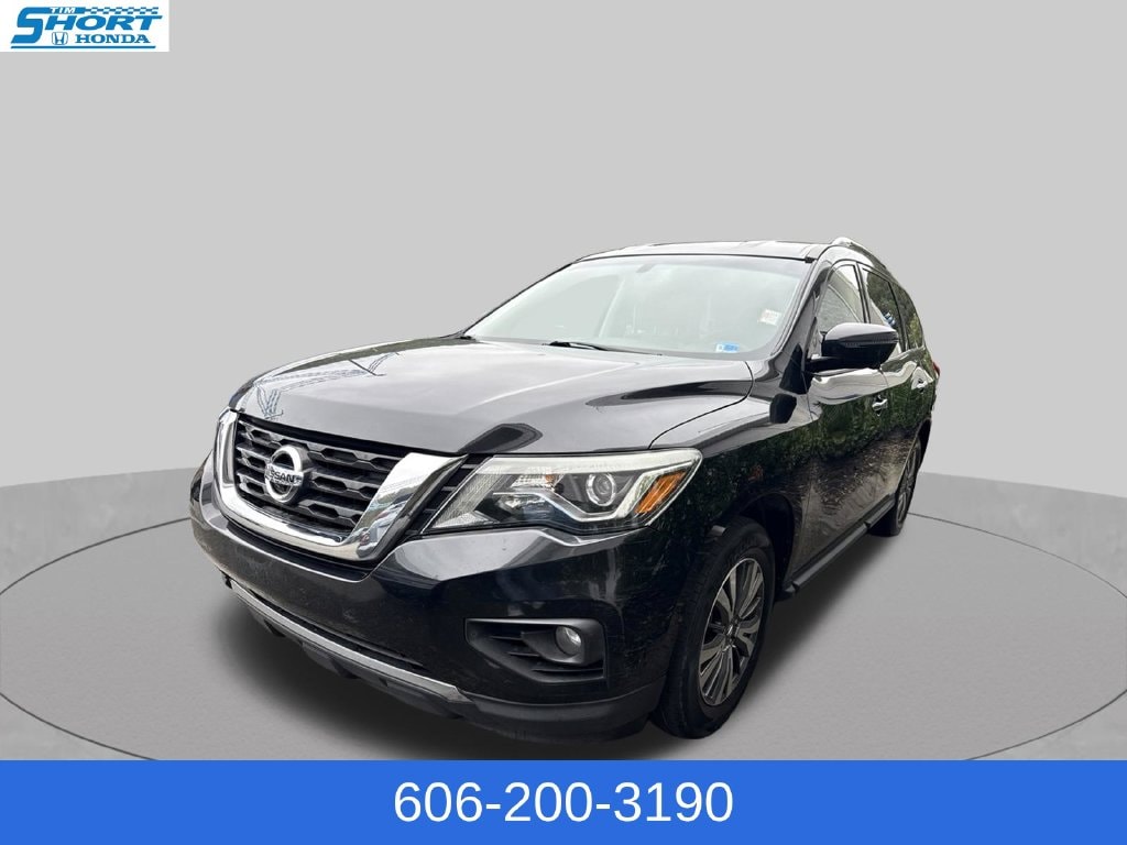 2017 Nissan Pathfinder SL