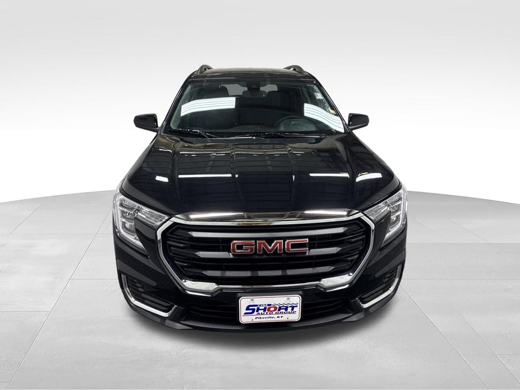 Used 2023 GMC Terrain SLE SUV