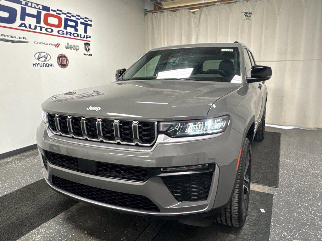 New 2027 Jeep Grand Cherokee Limited SUV