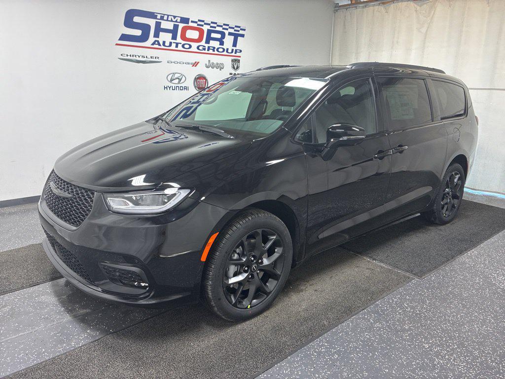 2026 Chrysler Pacifica