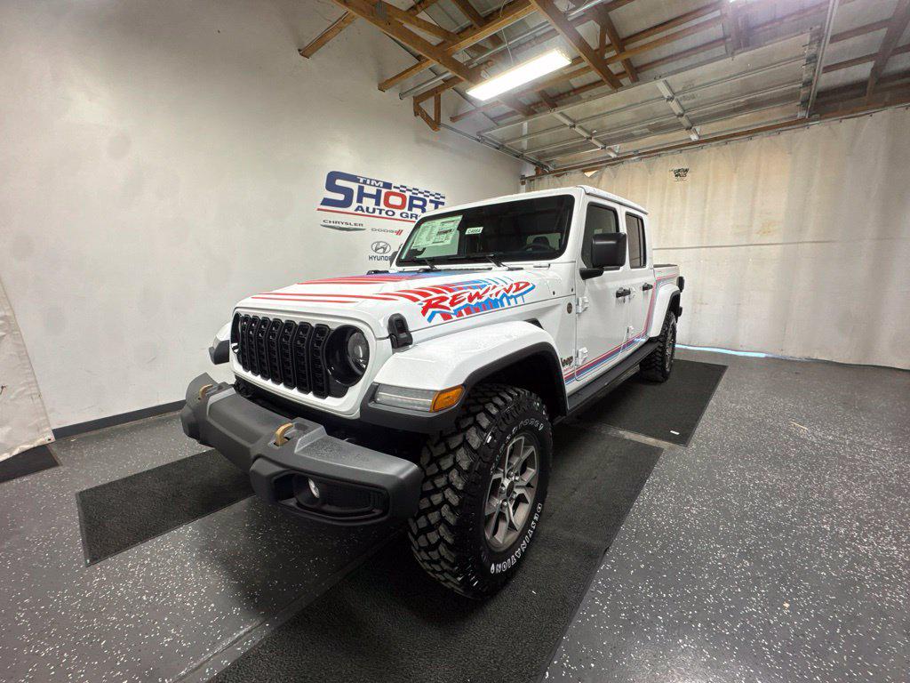 New 2026 Jeep Gladiator Willys 41 4x4 Truck Crew Cab