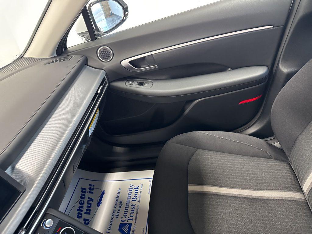 2026 Hyundai Sonata SEL - Photo 19