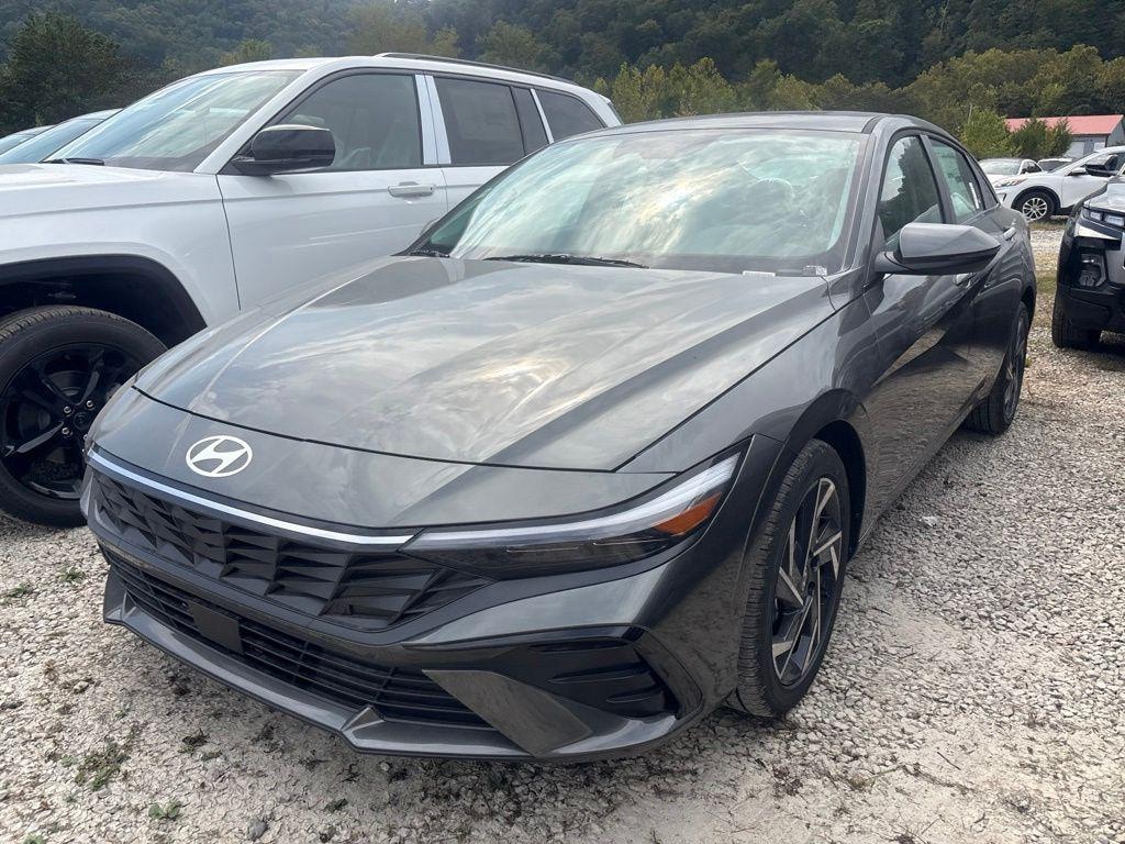 New 2026 Hyundai Elantra Limited Sedan