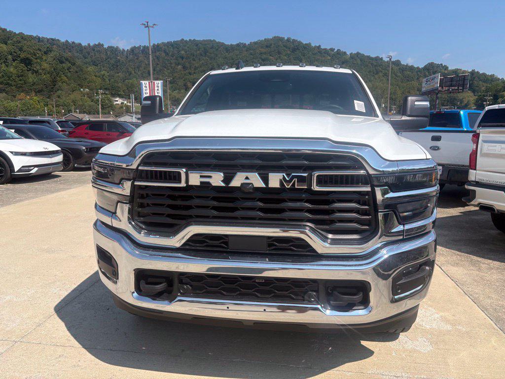 New 2026 Ram 2500 Tradesman Crew Cab 4x4 64 Box Truck Crew Cab