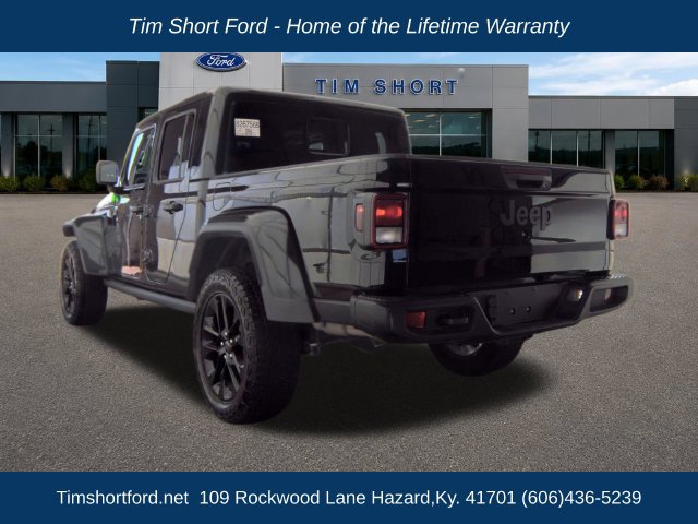 Used 2025 Jeep Gladiator Sport Crew Cab Short Bed Truck