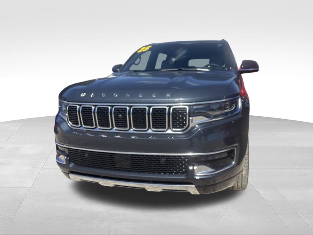 Used 2025 Jeep Wagoneer Series III SUV