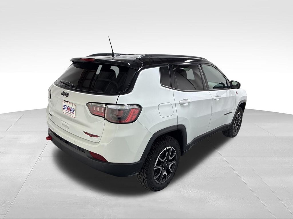 Used 2025 Jeep Compass Trailhawk SUV
