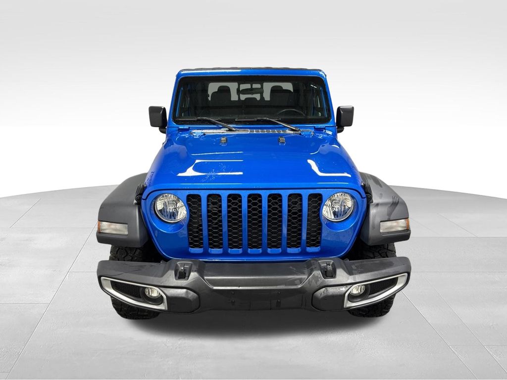 Used 2023 Jeep Gladiator Sport Truck
