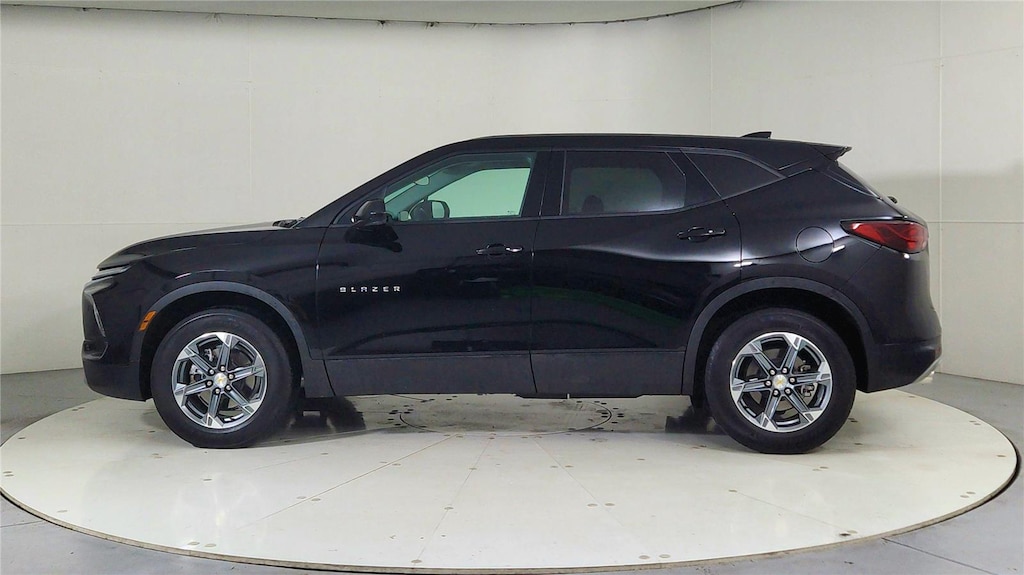 Used 2025 Chevrolet Blazer 2LT SUV