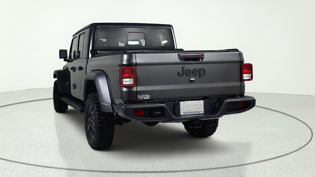 Used 2025 Jeep Gladiator Sport Truck Crew Cab