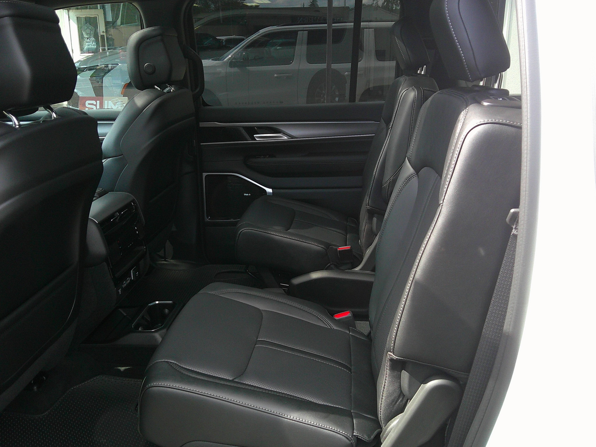 2026 Jeep Grand Wagoneer Limited Altitude - Photo 9