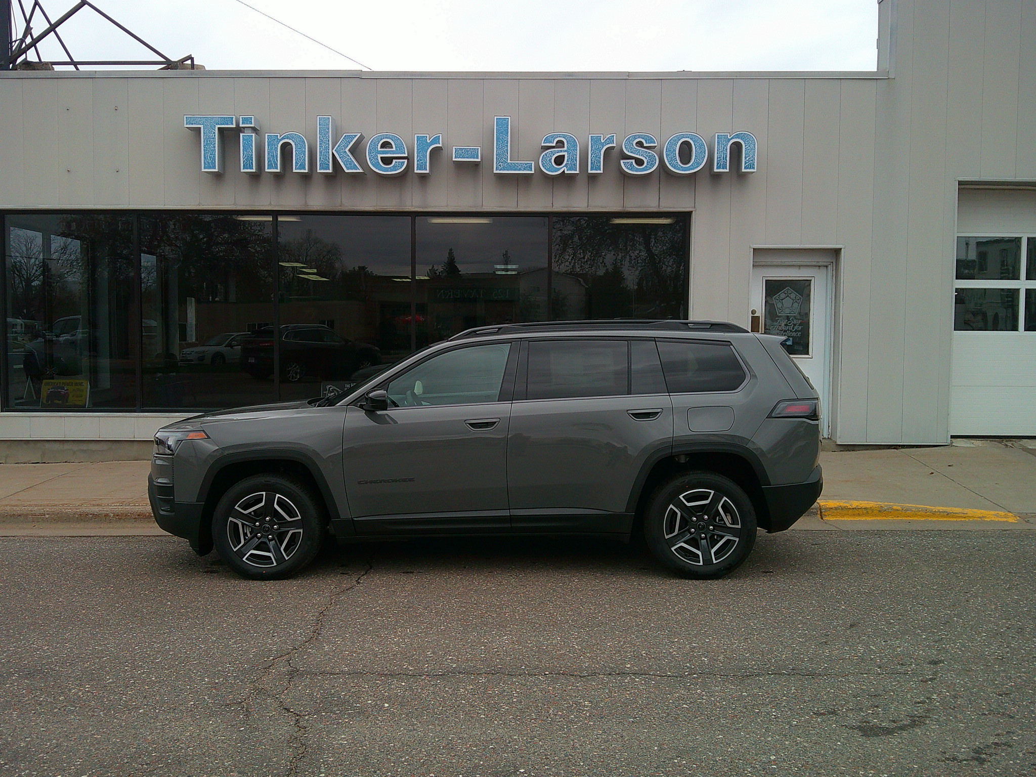2026 Jeep Cherokee LAREDO 4X4 Sport Utility