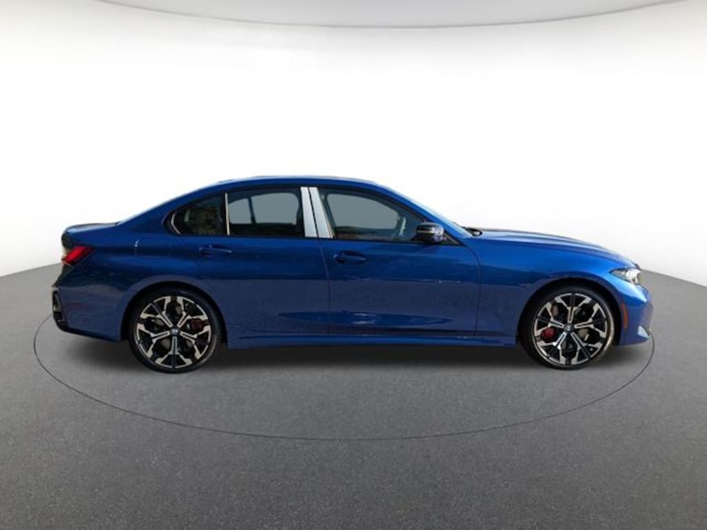 New 2026 BMW 330i xDrive Sedan