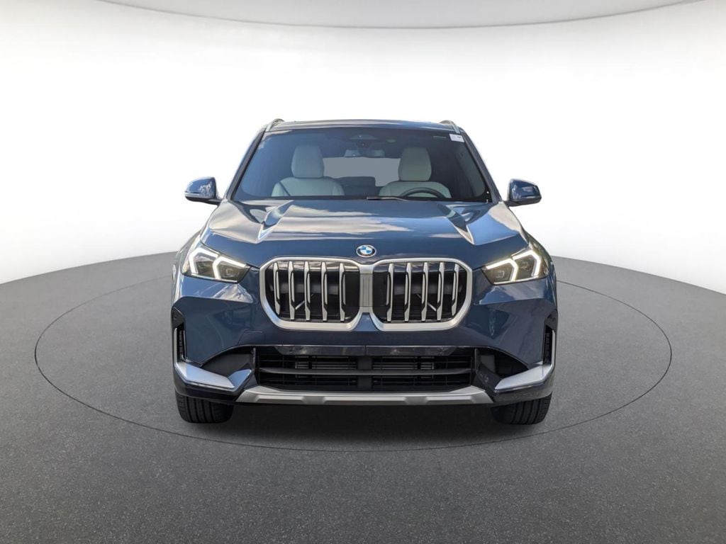 2026 BMW X1 28i - Photo 2