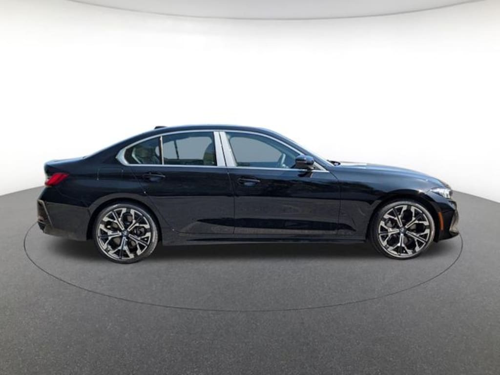 New 2026 BMW 330i xDrive Sedan