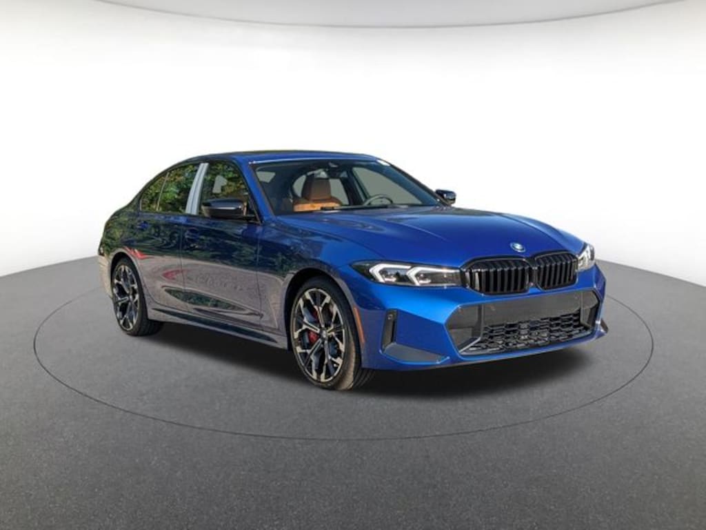 New 2026 BMW 330i xDrive Sedan