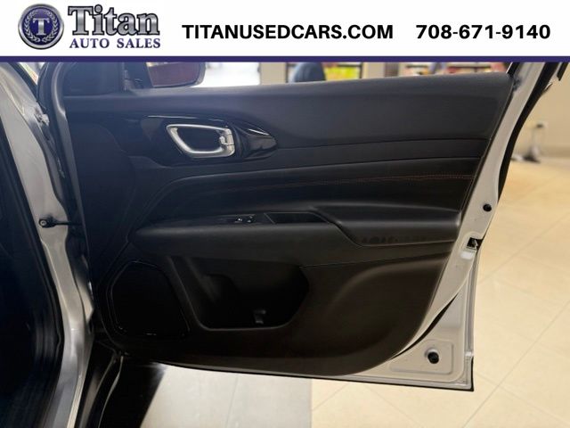 2025 Jeep Compass Trailhawk - Photo 13