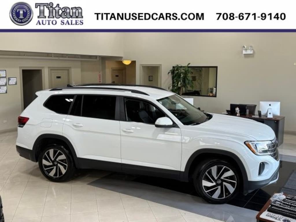 Used 2025 Volkswagen Atlas 2.0T SE w/Technology SUV