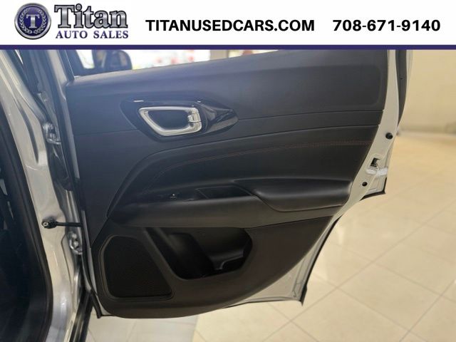 2025 Jeep Compass Trailhawk - Photo 17