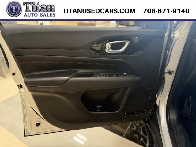 2025 Jeep Compass Trailhawk - Photo 25