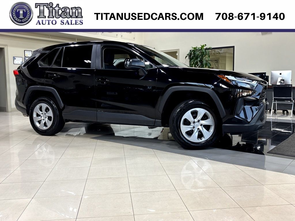 2025 Toyota RAV4 LE