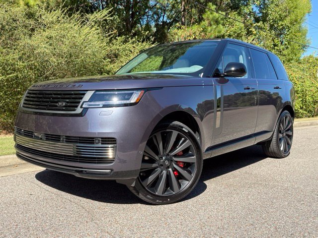 2027 Range Rover SV Signature Suite SUV