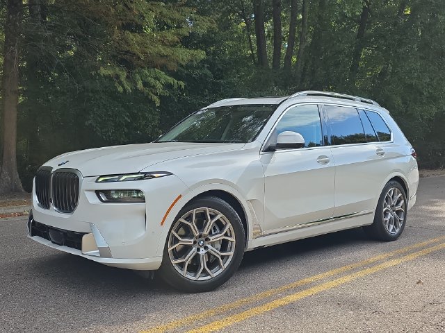 2023 BMW X7