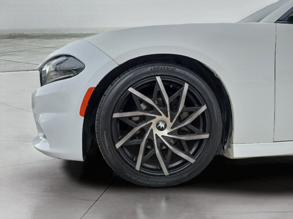 2016 Dodge Charger R/T - Photo 18