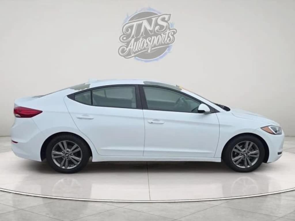Used 2017 Hyundai Elantra SE Sedan