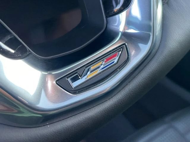 2023 Cadillac Escalade V-Series - Photo 8