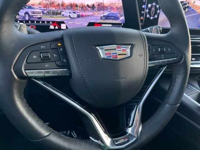2023 Cadillac Escalade V-Series - Photo 11