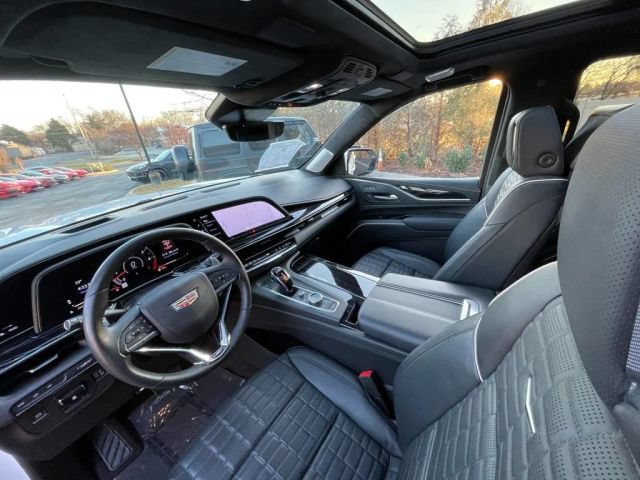 2023 Cadillac Escalade V-Series - Photo 24