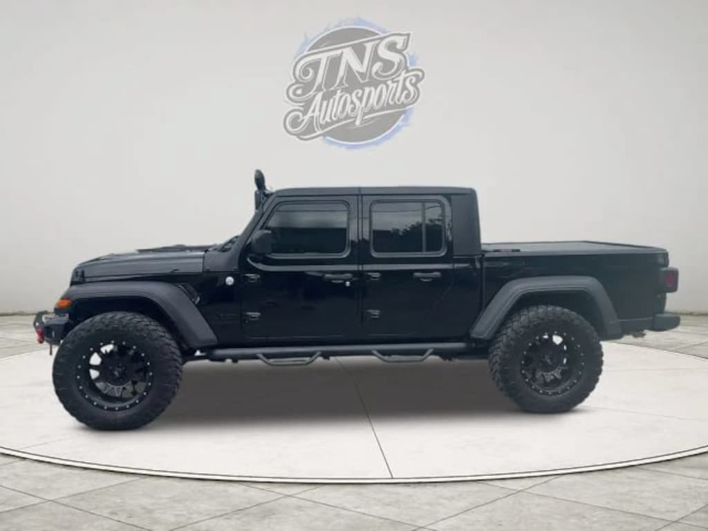 Used 2020 Jeep Gladiator Sport Truck