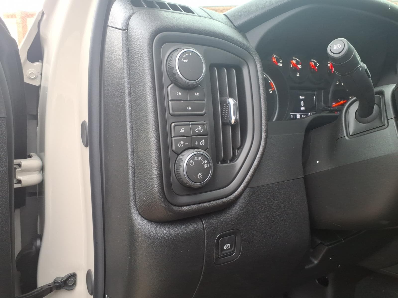 2026 Chevrolet Silverado 2500 HD Custom - Photo 10