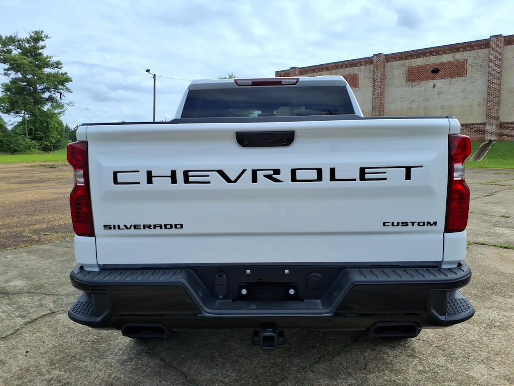 New 2026 Chevrolet Silverado 1500 Custom Trail Boss Truck