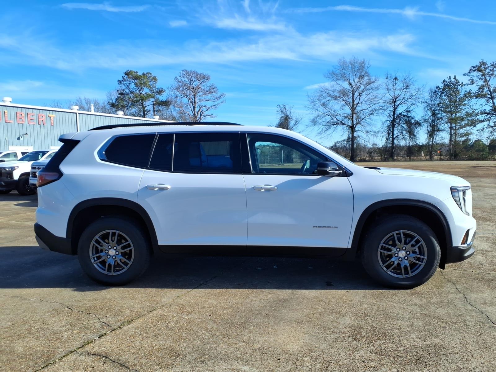 2025 GMC Acadia Elevation - Photo 3