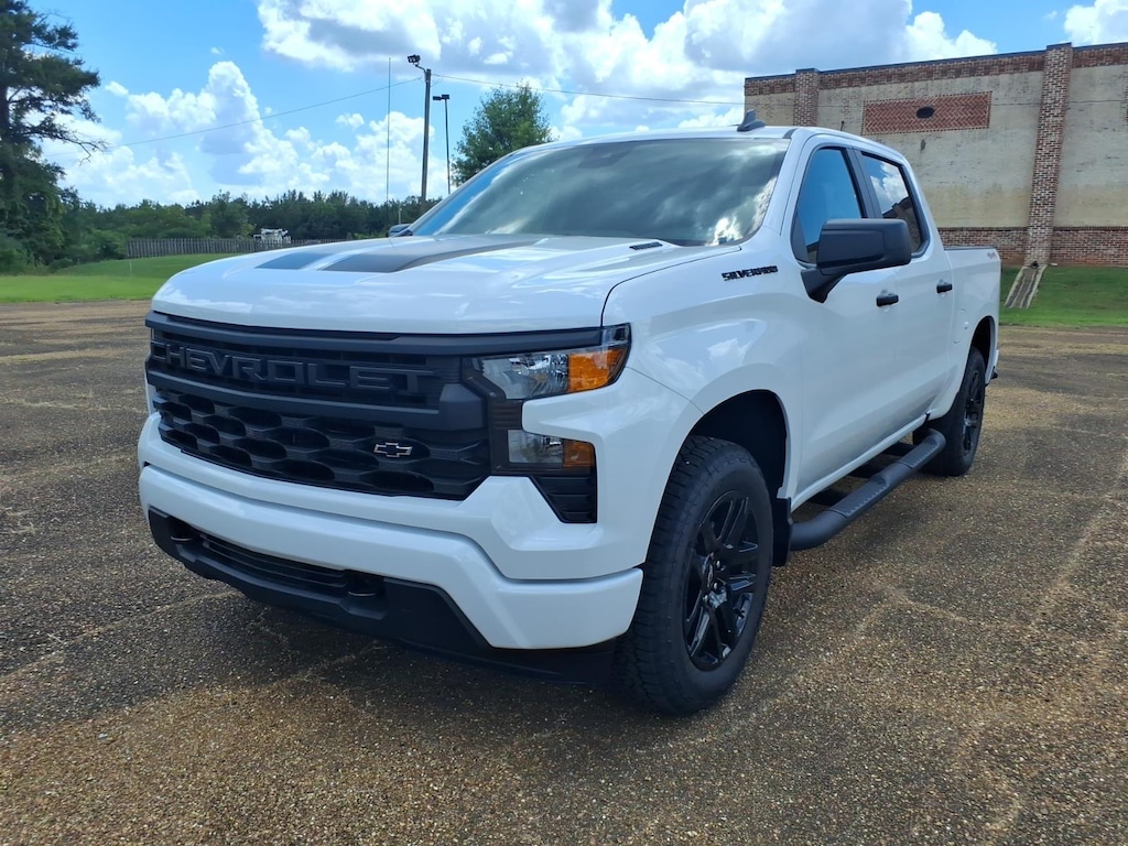 New 2026 Chevrolet Silverado 1500 Custom Truck