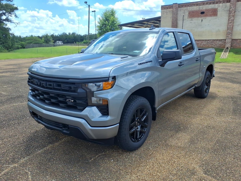 New 2026 Chevrolet Silverado 1500 Custom Truck