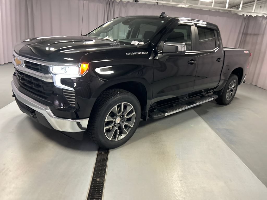 Used 2025 Chevrolet Silverado 1500 LT (2FL) Truck Crew Cab