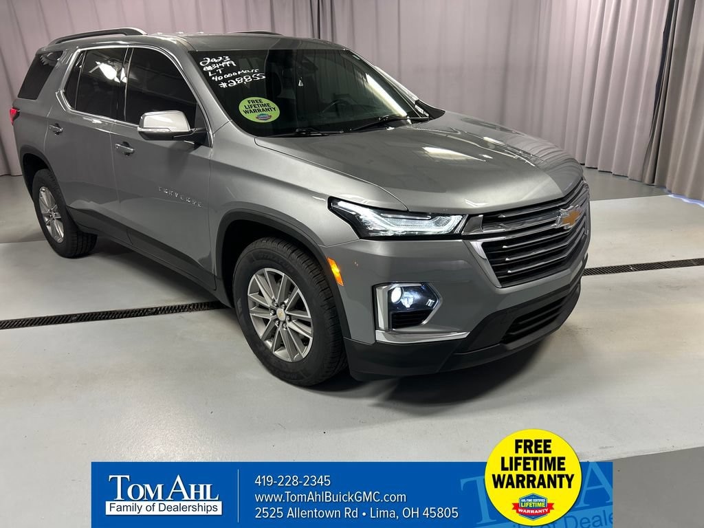Used 2023 Chevrolet Traverse LT Cloth SUV