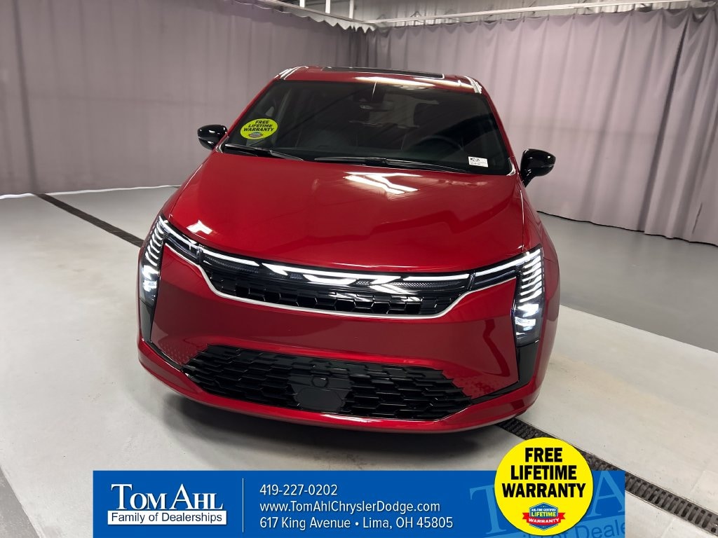 New 2027 Chrysler Pacifica LIMITED Passenger Van